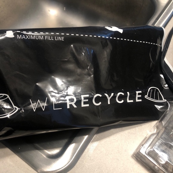 Nespresso Inissia Machine - Picture 6 of 7